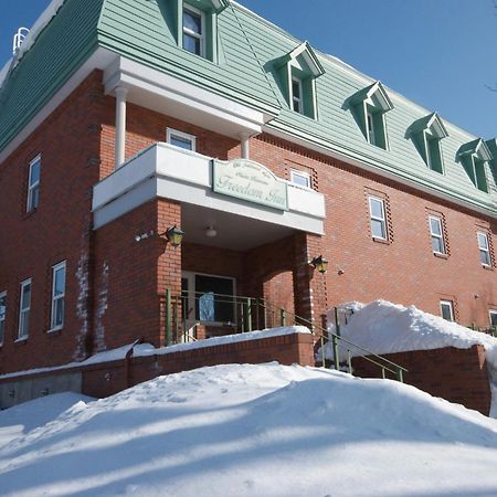 Niseko Freedom Inn Kutchan Ngoại thất bức ảnh